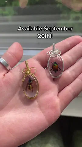 Im OBSESSED! #spookycollection #resininsects #bugs #insects #handmade #spooky #halloween #wirewrapping #pendants #jewelry #smallbiz #SmallBusiness #smallbusinesscheck #smallbusinessowner #smallbusinesstiktok #SephoraConcealers #DrPepperTuitionContest 