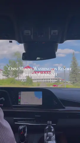 Want to vacation somewhere with wildlife, luxury, and a little history? Try Omni in NH @Omni Hotels & Resorts @Omni Hotels & Resorts #omnihotelsandresorts #omnihotel #luxuryhotel #traveltiktok #tiktoktravel #hoteltour #newhampshire 