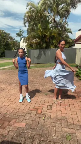 I’m not the best at dancing but I do try  because I know it makes Déjà happy when we learn these dances together. I think that’s one of the reasons why we’re so close. Families that play together stay together 😝 #family  #dance #mumanddaughter #besties 