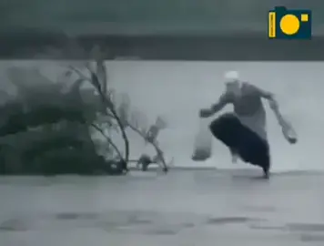 Que pena que a velhinha que chamava chuva, não está mais entre nós 🥺#videosantigos #engraçado