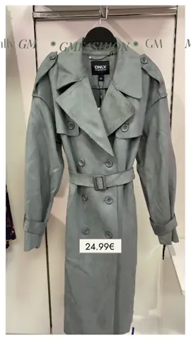 Super mantil elegant me super çmim✨ #only #mantil #fashion #fall #autum #outfit #inspo #kosova #onlineshop #albania #gmfashion #fyp #itsmyhome #minimalist #fashion #style 