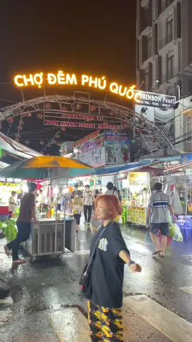 💯 Lần đầu đến chợ đêm Phú Quốc! #tieumanthau #vtmgr #tiktokfood #foodreview #ancungtiktok #reviewanngon #food #Foodie #viral #fyp #xuhuong #phuquoc 