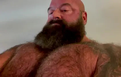 315lbdaddybear #musclebear #strongman #beard #hairymusclebear #tiktokbear #bearsoftiktok🐻🏳️‍🌈🌈