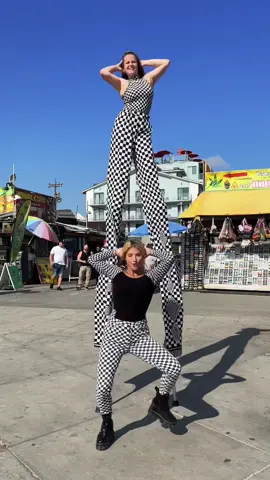 That moment when you walk into the party “accidentally” matching😎🤷🏼‍♀️@Demi Skinner #beyonce #cuffit #stilts #goodvibes 