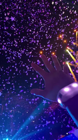Lights will guide you home 🌌 #coldplayconcert  #coldplay #coldplaybogota #fyp #fixyou #bogota 
