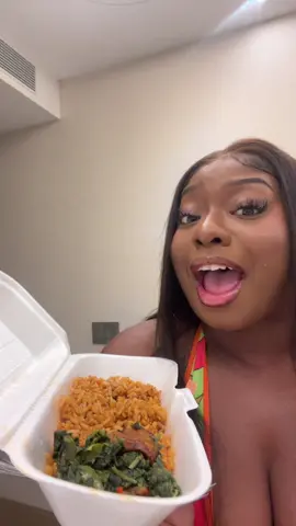 Trying Jollof Rice 🇳🇬