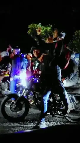 #CapCut #fyp #cbantitobat #cbnganjuk #cbmadiun #cb100 #hondaCB #CB #antitobat #CBpolicejogja #cbjogjajogfest #jogfest2022 