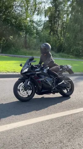 🤭 #motorcycle #bikergirl #black #fyp #motogirl #настячай