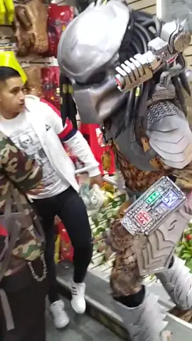 todoacesorios Colombia E y A la mejor tienda de Colombia💪🇨🇴 hay puedes encontrar los mejores disfraces😱🤑👽 #ensamblesyadornosbogota #depredador #cosplay #voyporty #artecolombiano #flypシ #viral #haloween #dizfras @user4728730672533