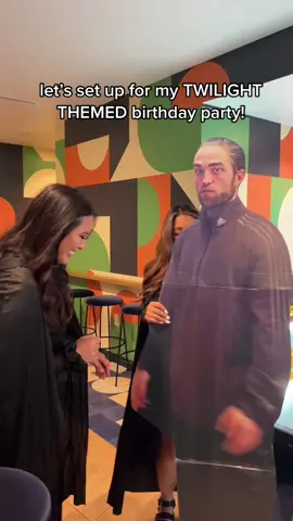 how did we do??? 😂 #twilight #twilightparty #party #birthdayparty #DIY #diypartydecor #partydecorations #costumeparty #twilightcostumes #partyprep #Vlog #birthday 