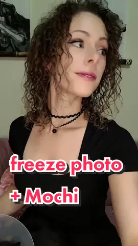 #FreezeFramePhoto peep little Mochi peeking in at the end 😆 she is the cutest! #catsoftiktok #fyp #egirl #crazycatlady