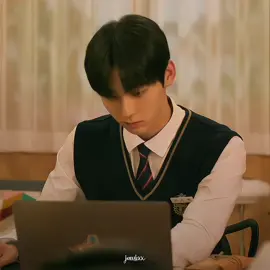 look who's in love #liveon #라이브온 #hwangminhyun #jungdabin #foryou #kdrama #dorama