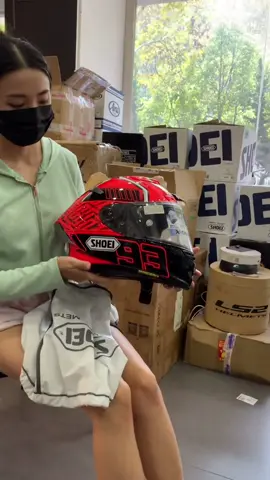 Shoei X14 maquez 5 helmet-👆👆👆click yellow bag  #shoeihelmet #motorhelmet #helmetph #motorlover #bigbikeph #bigbike #motorph #motorbikerstore #bigmkphilippines #bigmk #motorph #motorbiker #tiktokshopph