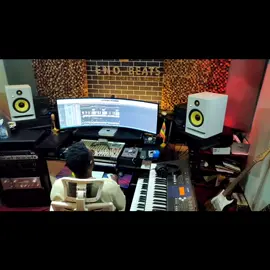 pound miles #beatmaking #uganda #fypシ #music #enobeatsstudios #piano #producer