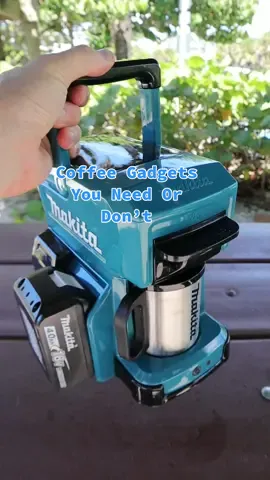 On the go must-haves? 🤔 #amazonfinds2022 #founditonamazon #coffeetiktok  #coffee  #amazonproductsyouneedordont 