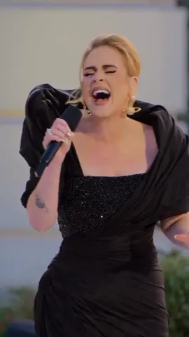 Hello from One Night Only is so iconic #adele #adelelive #daydreamer #fyp #foryoupage #new #viral #parati #fypシ #music #hello #onenightonly