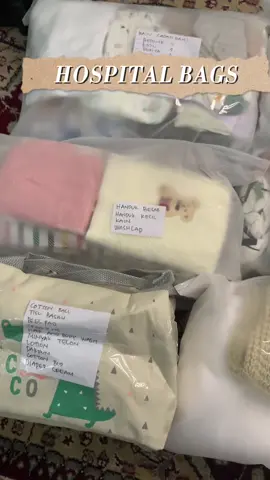 HPL akhir bulan oktober, alhamdulillah udah siap semua 😁#hospitalbag #persiapanmelahirkan #perlengkapanbayi #GengFlannel 