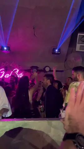 #CDMX temblo por el perreo de @Dua Lipa hasta el suelo con @Jacquemus, (momentos antes del temblor lol)