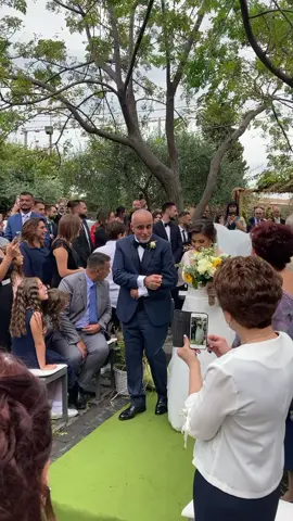 Evviva gli sposi 👩‍❤️‍👨 #sposi #wedding #weddingday #happy #momenti #felici #sposi #sposo #sposa #viral #virale #v #fun #funny #funnyvideos #fypシ #fyp #fypシ゚viral #fyシ #viralvideo #catania #catania🔵🔴 #couple #couplegoals #vitadicoppia #famiglia #family 