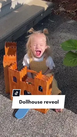 Replying to @jessicalevett the big reveal! #dollhouse #surprisegift #interiordesigner 