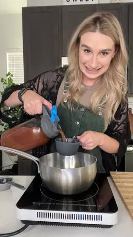 Making spooky party favors out of APPLE CIDER 🤯 