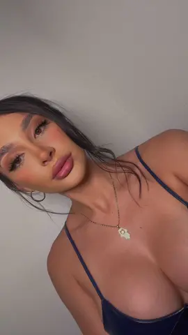 Hahaha where it at!? #tiktok #foryou #viral #latina #fyp #happiness 