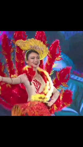 Mai Ngô trình diễn trang phục dân tộc: Phụng Hoàng #beautyqueenvietnam #bonghau_team #thanhxuanlily #missgrandvietnam2022 