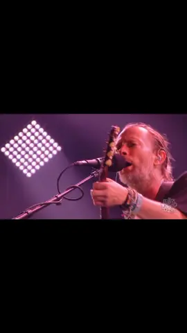 Radiohead - Karma Police #live #music #rock #artrock #alternativerock #electronica #experimentalrock #radiohead #UK #rockoli_n_roll #rocknroll #video #classic 