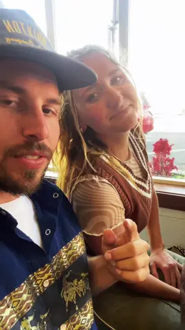 Loved this place, this town, and these people. @haha_ell @Ones Who Roam #fishandchips #ginos #newport #oregon