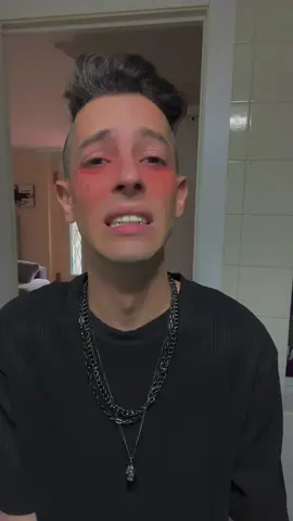 🧎🏻