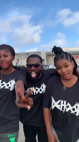 My Kolokolo babes did me bad at the end😂🥰  #kolokolochallenge 🎶: @officialpatorankingfire 👕:@enny0  #gilbby 