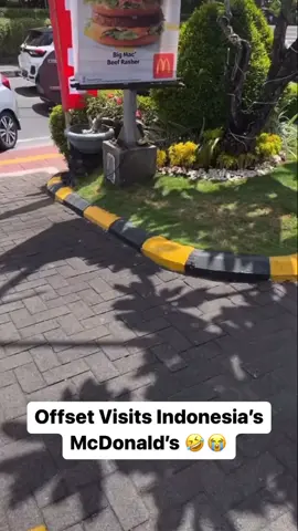 “The double-double Mac” 🤣😭 #Offset