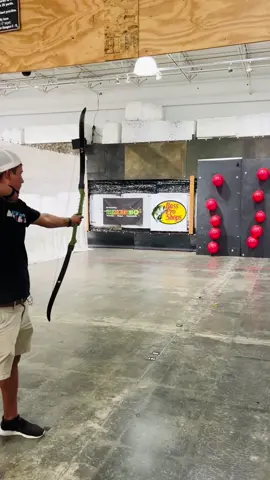 Can’t believe this happened lol #trickshot #worldrecord #dudeperfect #archery 