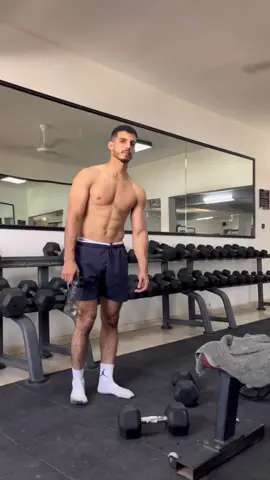 #motivation #rowadcalesthenics#hard #fyp #fit #strong #shap #man #outfit #calesthenics #gym #mauritanie #nouakchott #nouad #cool #new #be #und #push #bicepsworkout #foll 