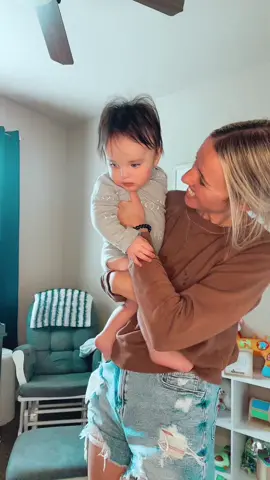 Mamas let’s find friends!!💗 #momtok#MomsofTikTok#momsoftiktokclub#boymom#ftm#youngmom#dahm#milso#babyboy#stayathomemom#motherhood#momlife#babyfever 