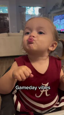 It’s the “chicken wing” for me 😍😂 #gamedayfood #babiesofgameday #rolltide #footballseason 