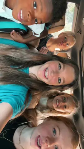 my favorite family <3 #fyp #fypシ #xyzbca #xyzbcafypシ #fswp #viral #besties #biginkenergy #slayallday #mama 