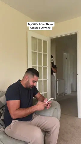 #fyp #banana #minions #heybanana #ehoh #bababananana #tipsywife #afteraglassofwine #wifedance #couplememes #relationships #relationshipmemes #relatable #relatablememes #relatablecontent #couplescomedy #funnycouple #adulthumour #couplehumour #couplereallife #couplereality #couplestiktok #ukcouple #coupletrends #trendingsounds
