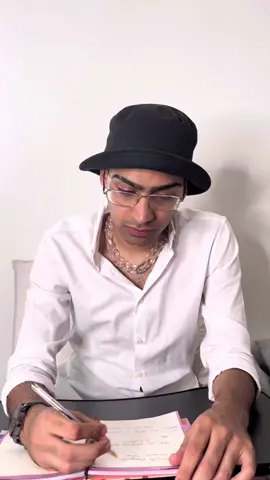 EL CÓDIGO PARA PASAR DE CLASE 📚😂🤦🏻‍♂️ #fyp #paratiii #fypp #fouryoupage #latino #parati #fouryou 