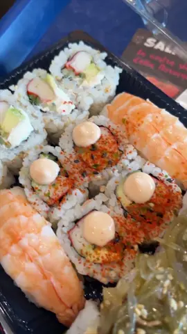 IL SUSHI IN STAZIONE?? 🍣🍣 tagga chi vuoi portarci!!
