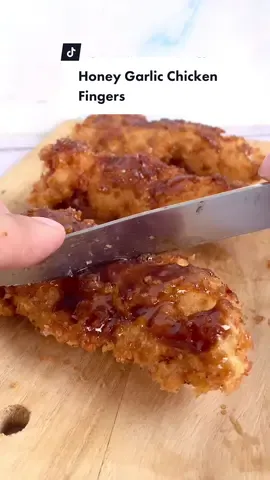 Crispy, sweet, and salty all in one delicious chicken finger 🔥 #JuanBigBite #foodieph #viralfoodtrend #Recipe #phoodtour #honeygarlicchicken #honeygarlic #chickenrecipe #chickentender