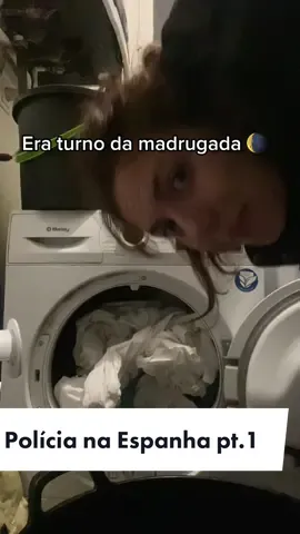 🚨🚓👮‍♂️🚔 Eu me tremi toda com medo de me mandarem de volta porque não tinha permissão pra trabalhar…mas eu tive que chamar a policia mesmo assim. Quer saber essa história?? Comenta pra pt. 2 #brasileirosembarcelona #voluntariado #trabalhovoluntario #turnodanoite #turnodamadrugada #storytime #pt1 #parte1 