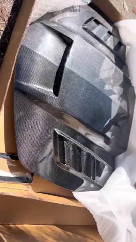 It came! It finally came 😈  #zl1 #camaro #carsoftiktok #fyp #carbonfiber #autoaddictusa #ss #carbonhood #racecar #showcar 