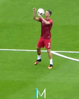 C. Ronaldo Freestyle Skills 🔥📌 #freestylefootball #futbol #football #fy #cr7 #ronaldo #cristianoronaldo #cristiano #cristianoronaldo7 #realmadrid 