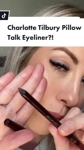 Sultry vibes #pillowtalkeyeliner #charlottetilbury #greeneyemakeup #falleyeshadowlook #sultryeyes #howtotiktok #MyFallStarbucksOrder #foryou #fyp 