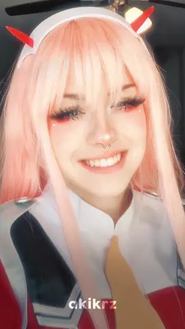 cosplayer:@itshannahowo #fyp #ezioh #zerotwo #zerotwocosplay