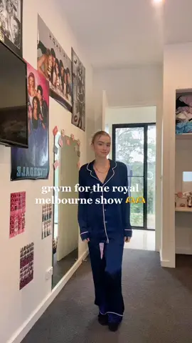 so much fun!! #grwm #thatgirl #fashion #inspo #cleangirlaesthetic #royalmelbourneshow #outfitinspo 