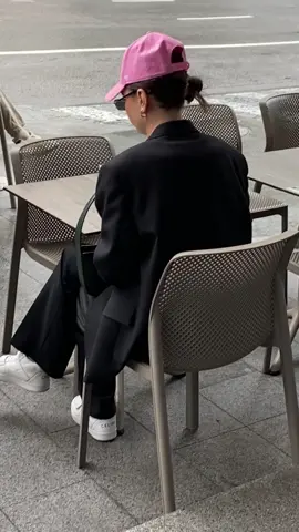 Kyiv street style [anonymous shooting] #StreetStyle  #StreetFashion #kyivstreetstyle #ukrainestreetstyle #ukrainestyleview #ukrainefashion #ukraine 