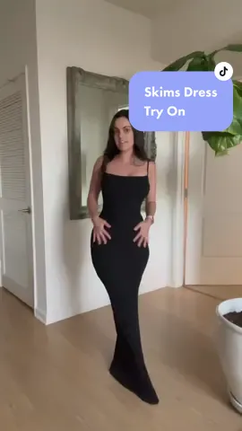 Replying to @a0neeee does the viral skims dress work for a small waist / large cup ? 🤔 #skimsreview #skimsdress #skimstryon 