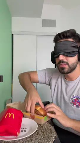 My first time trying the new McCrispy from @mcdonaldscanada! #TeamMcDs #Gifted 